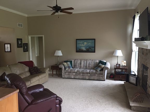 3rd image of 1226 Lake Front Blvd
