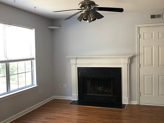 5th image of 4221 Rosewood Ct