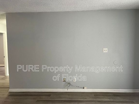 3rd image of 2985 SE 55th Ave APT C