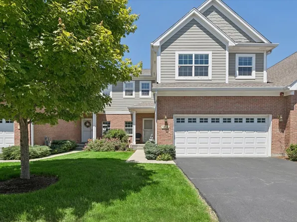 1814 Torrey Pkwy, Libertyville, IL 60048
