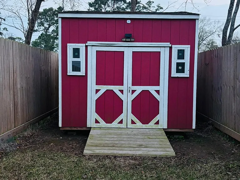 8220 Crestview Dr #A — Photo 17