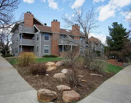 1405 Broadway St Photo 1