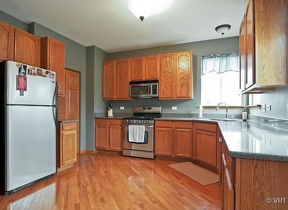 3rd image of 813 N Timber Springs Dr