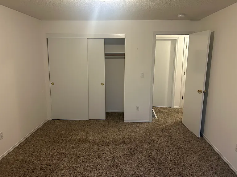7718 SE Henry Pl — Photo 6