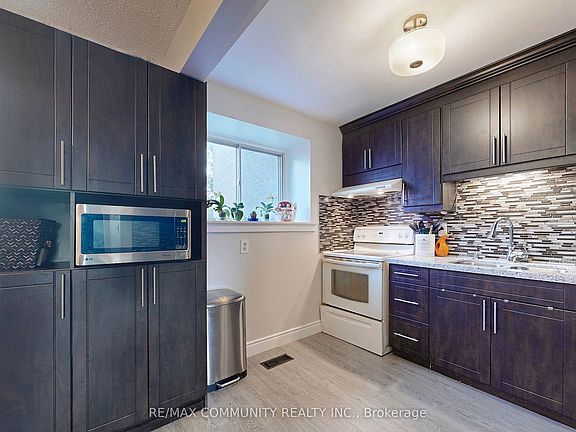 4th image of 55 Collinsgrove Rd #212