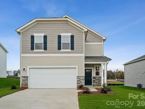 815 Olde England Dr, Lincolnton, NC 28092