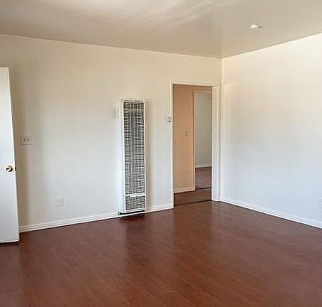 3rd image of 8023 Alamo Ave