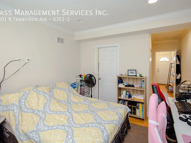 6301 N Francisco Ave #3 — Photo 7