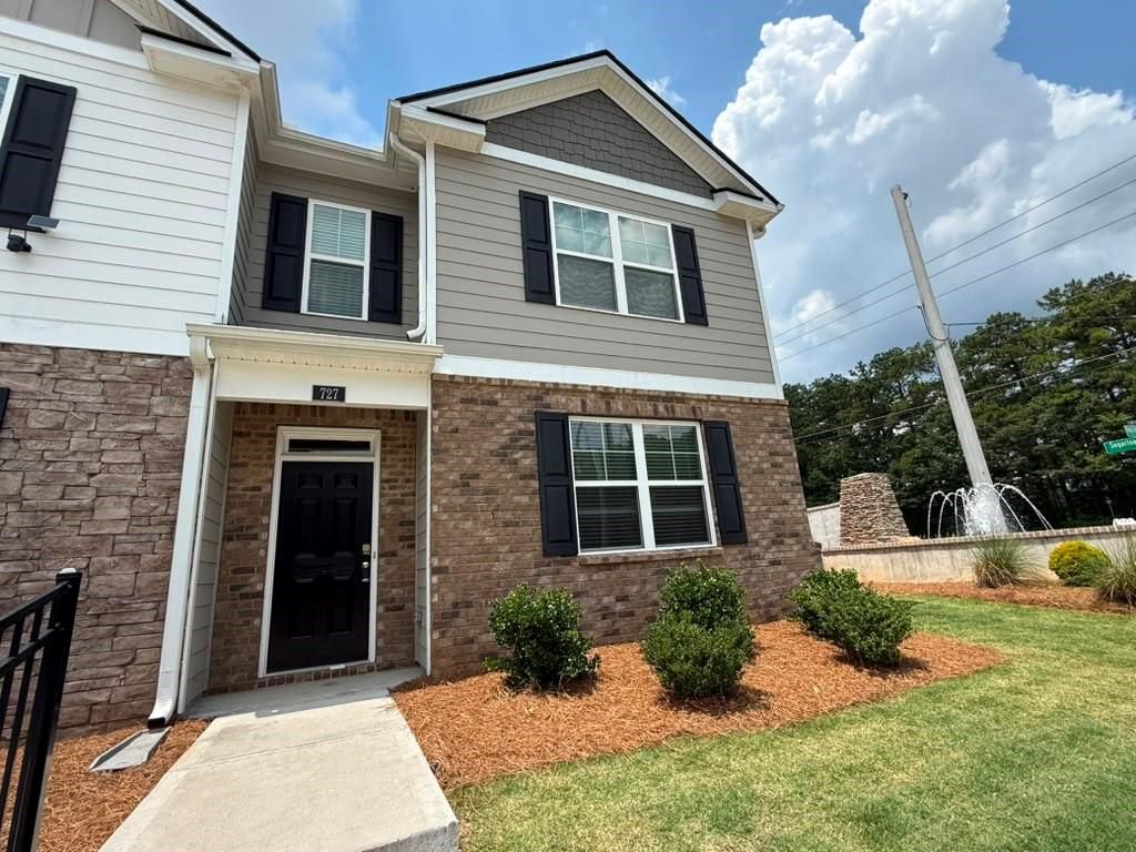 727 Aura Trl, Lawrenceville, GA - View 4