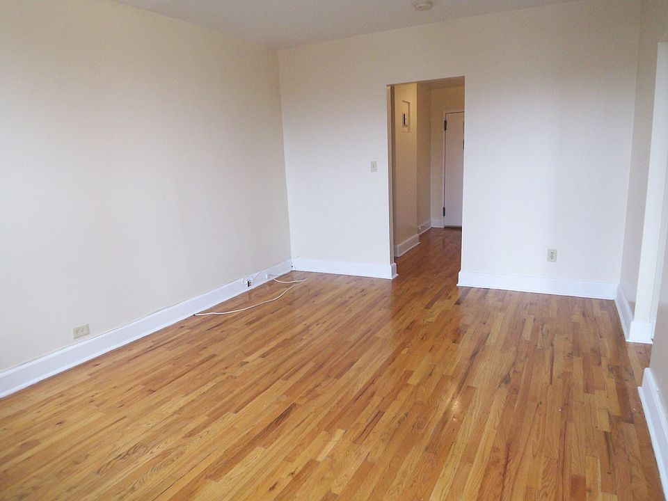 1st image of 55 Evelyn Pl APT 5D