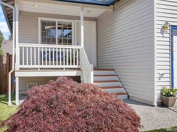 2nd image of 4219 147th St SW