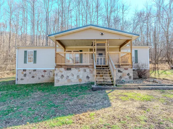 810 Layman Dr, Dandridge, TN 37725