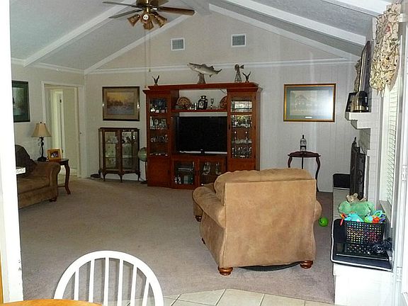 Large Den
