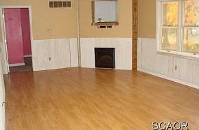 3rd image of 33924 Shawnee Dr