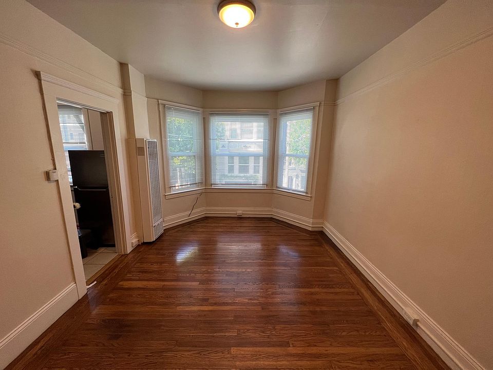 1st image of 1123 Clay St APT 1