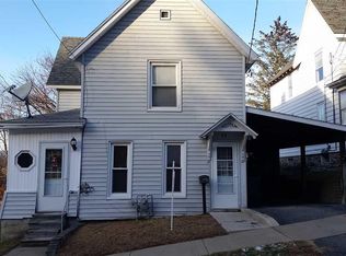 38 Maple St, Gloversville, NY 12078