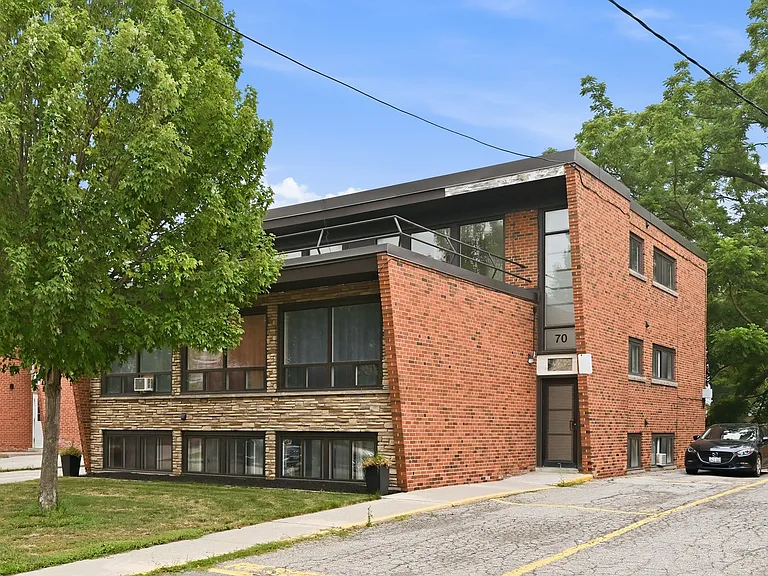 68 Mericourt Rd #6 — Photo 1