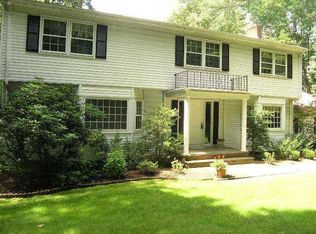 50 Shield Dr, Woodcliff Lake, NJ 07677
