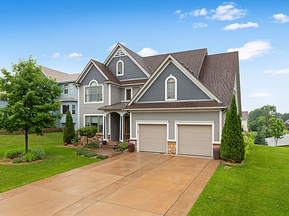 2nd image of 10674 Brookview Pl