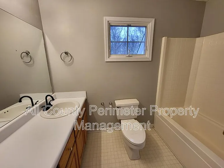 653 Glenn Gee Rd — Photo 23