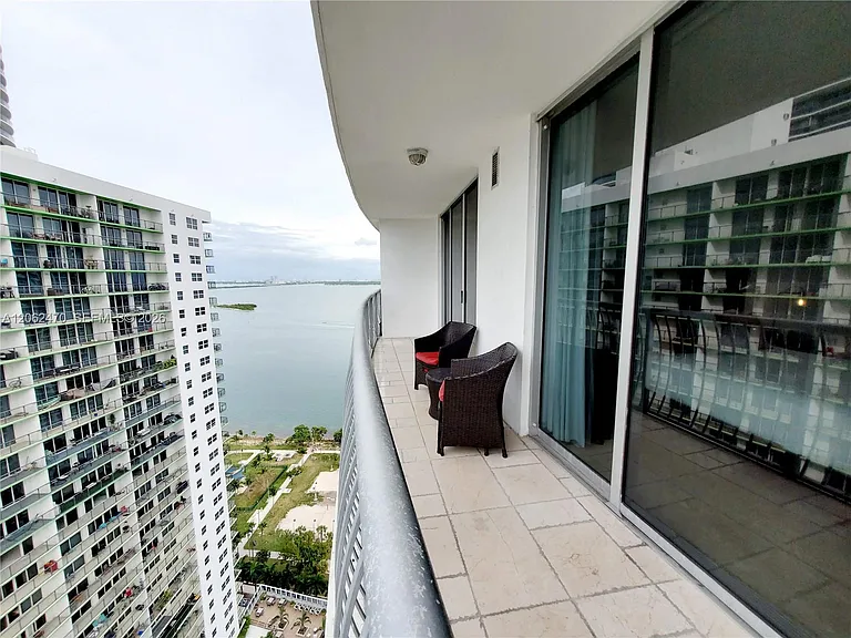 1750 N Bayshore Dr #3409 — Photo 39