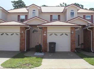 522 Valparaiso Pkwy APT B, Valparaiso, FL 32580