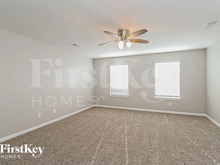5048 Deisy May Ln — Photo 11