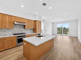 308 Torrey Pine Ter