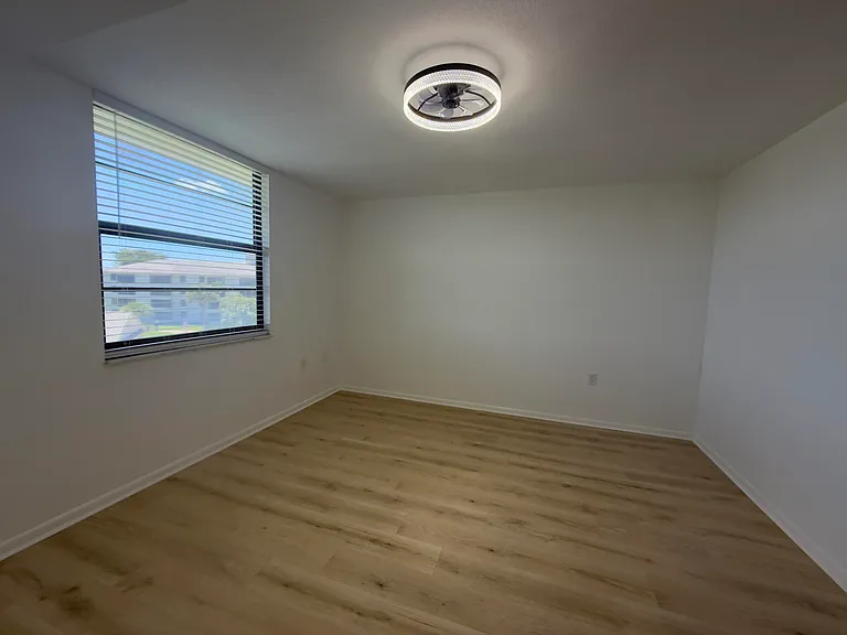 3710 Whitehall Dr #404 — Photo 20