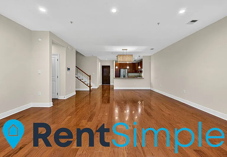 1418 N Rhodes #B110 — Photo 20
