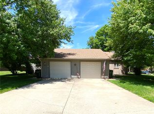1433 Golf Ter, Danville, IL 61832