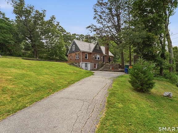 5th image of 5 Richards Grove Road