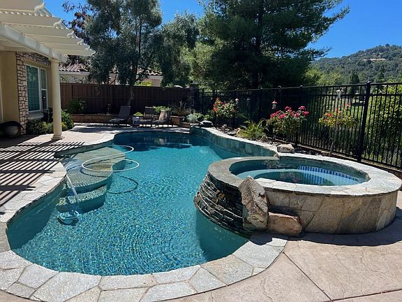 5th image of 14243 Pebble Beach Way