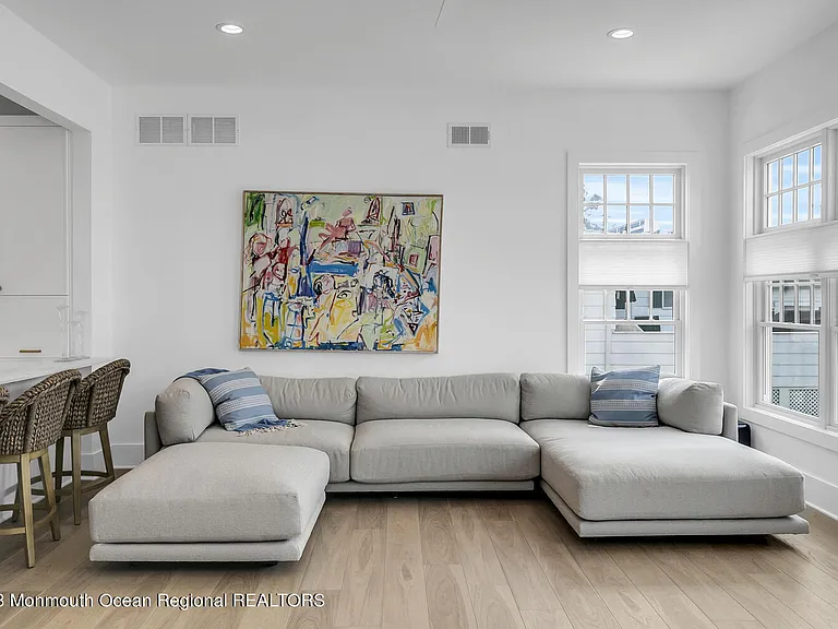 24 Park Rd — Photo 12