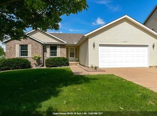 4038 W Hayes St, Davenport, IA 52804