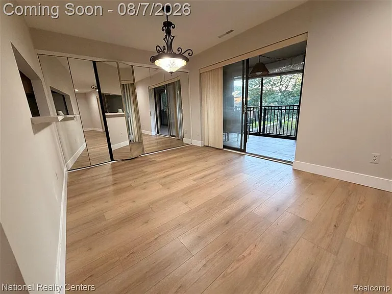 18340 University Park Dr — Photo 8