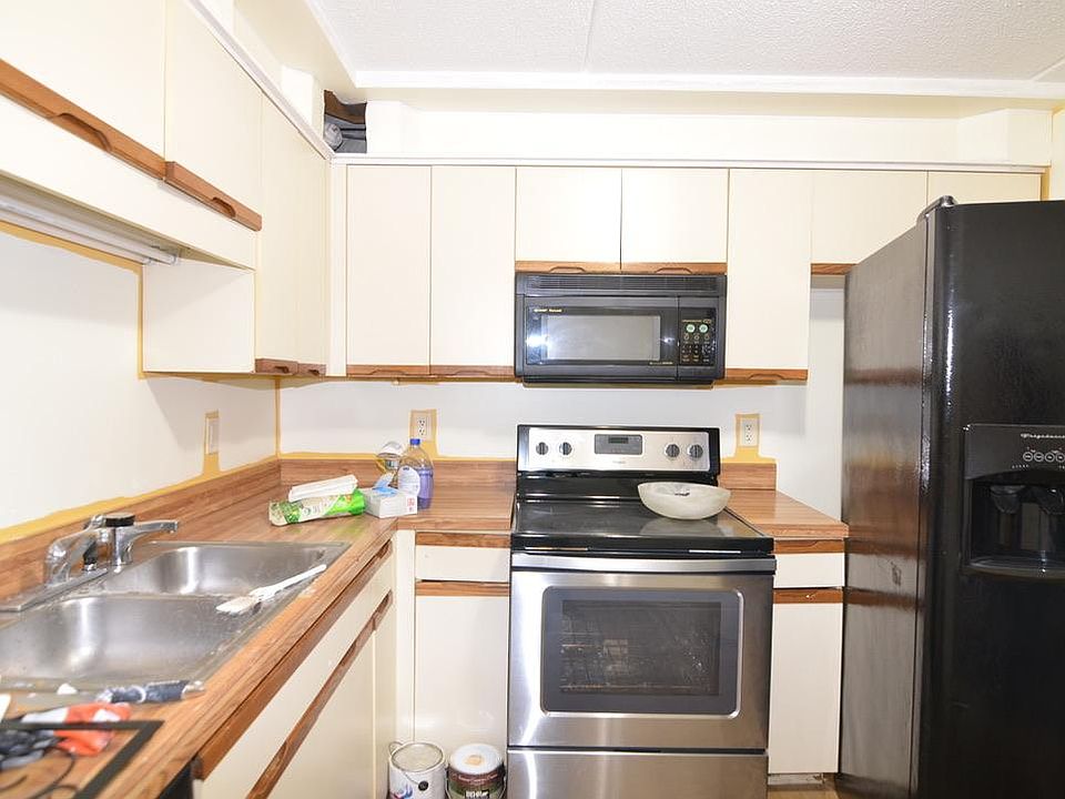 1st image of 200 Cove Way Unit 401