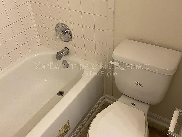 2909 Broyhill Ct — Photo 30