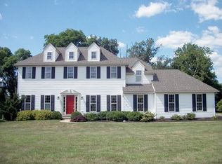 137 Fieldstone Dr, Nottingham, PA 19362