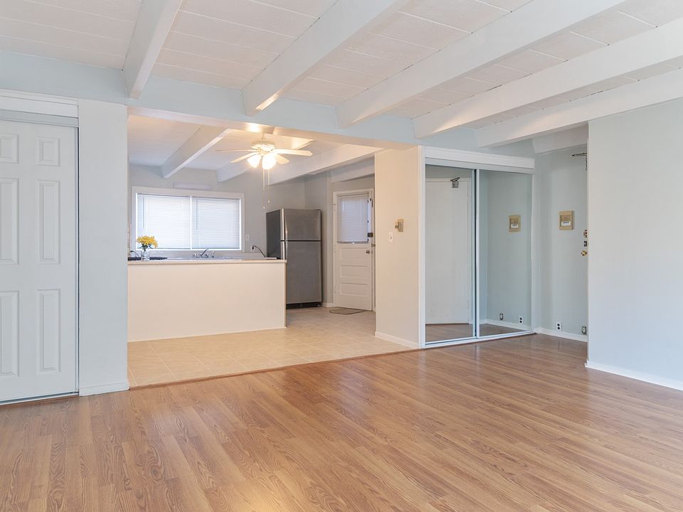 Comfortable open floor plan!