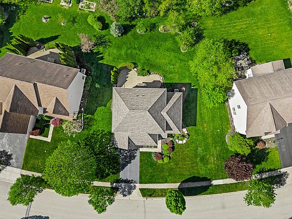 4th image of 7535 Windsor Dr