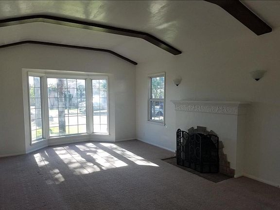 3rd image of 3813 Cudahy St