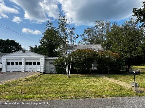 7 Lower Whitfield Rd, Accord, NY 12404