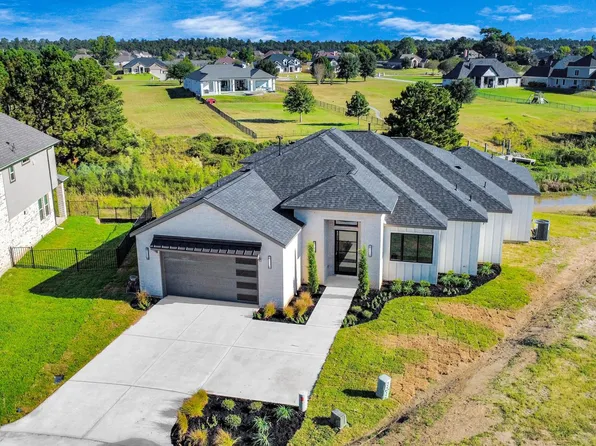 299 Peninsula Point Dr, Montgomery, TX 77356