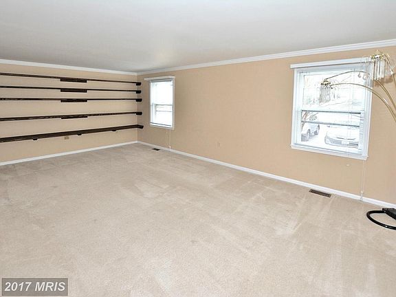 3rd image of 14518 Creek Branch Ct