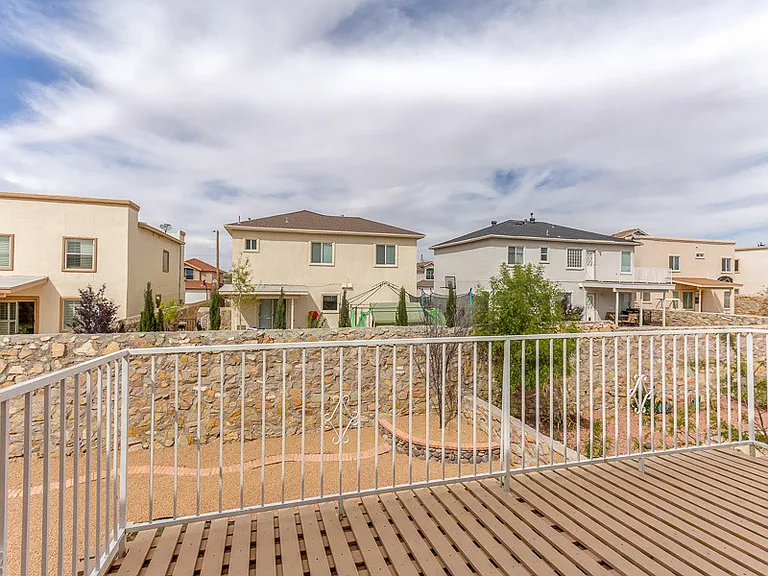 12233 Iverson Ct — Photo 25