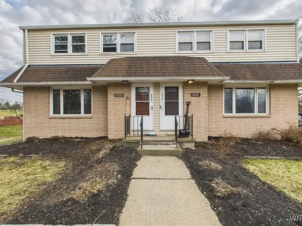 4927 Milestrip Rd, Buffalo, NY 14219