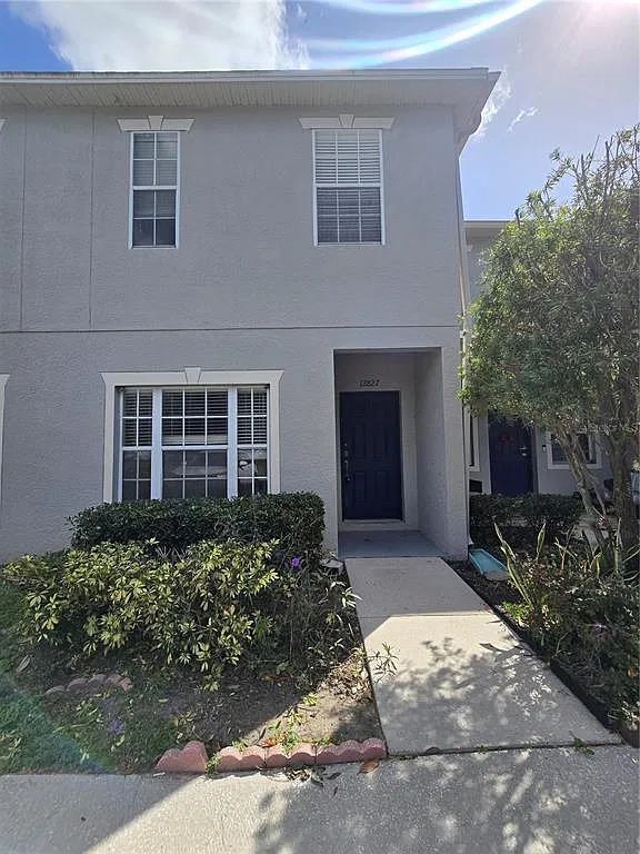 2 bed, 3.5 bath, 1360 sqft, $1,750 — Photo 1