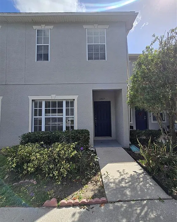12827 Kings Crossing Dr