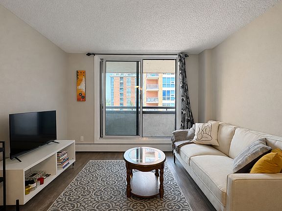 5th image of 738 3rd Ave SW #509